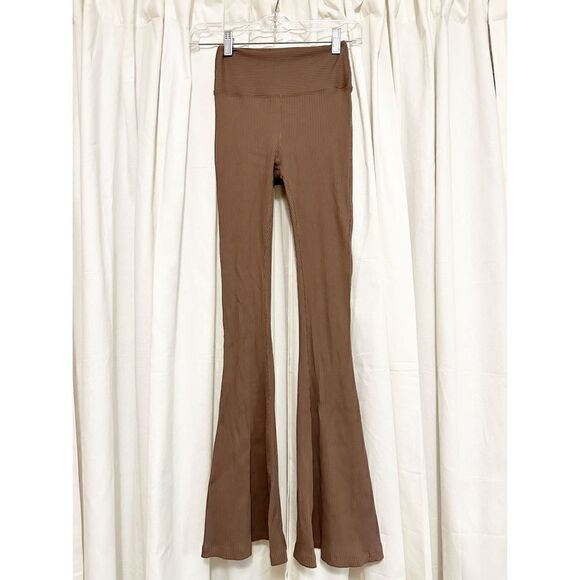 Revolve YEAR OF OURS destination brown pants - Picture 4 of 5